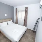 Charming With Country View 2br - By Hostmt * セント・ポールズ・ベイ