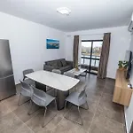 Charming With Country View 2br - By Hostmt * セント・ポールズ・ベイ
