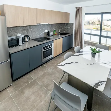 Charming With Country View 2br - By Hostmt * St Paul's Bay