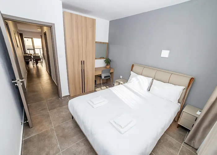 Charming With Country View 2br - By Hostmt *