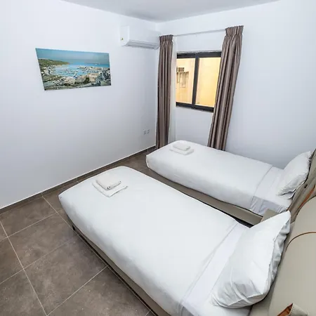 Charming Corner With Country View 2br Apartment St. Paul's Bay