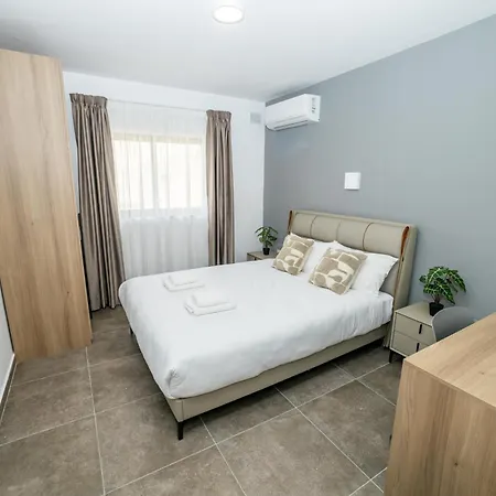 Apartment Charming Corner With Country View 2br St. Paul's Bay