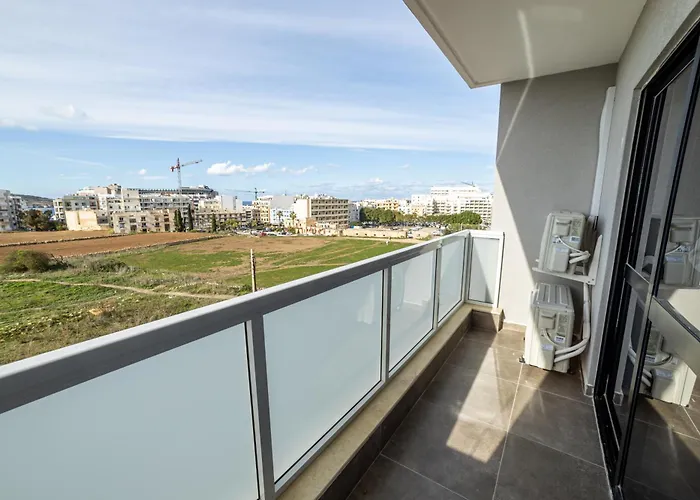 Charming With Country View 2br - By Hostmt * St. Paul's Bay