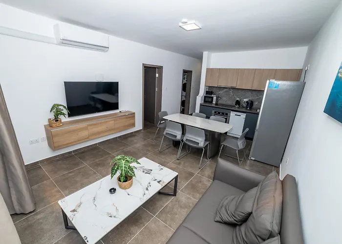 Charming With Country View 2br - By Hostmt *