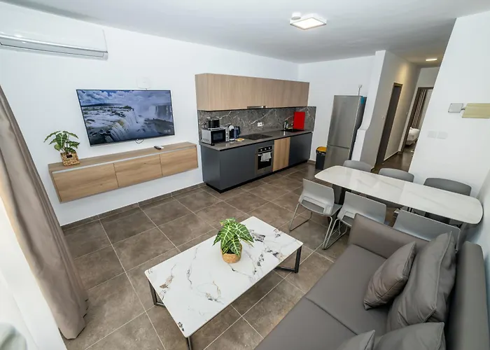 Charming With Country View 2br - By Hostmt Apartmán St. Paul's Bay