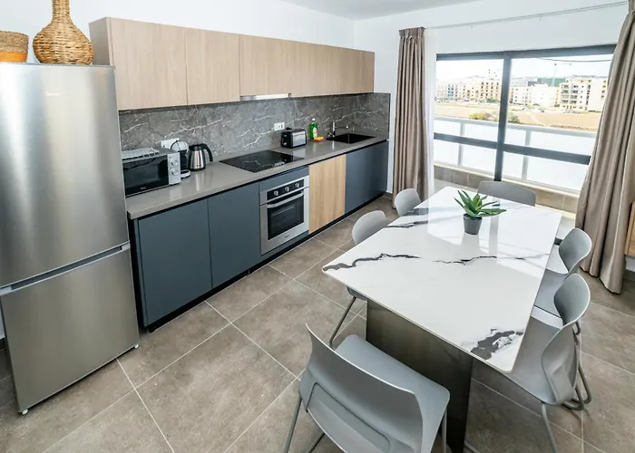 Charming With Country View 2br - By Hostmt * St. Paul's Bay