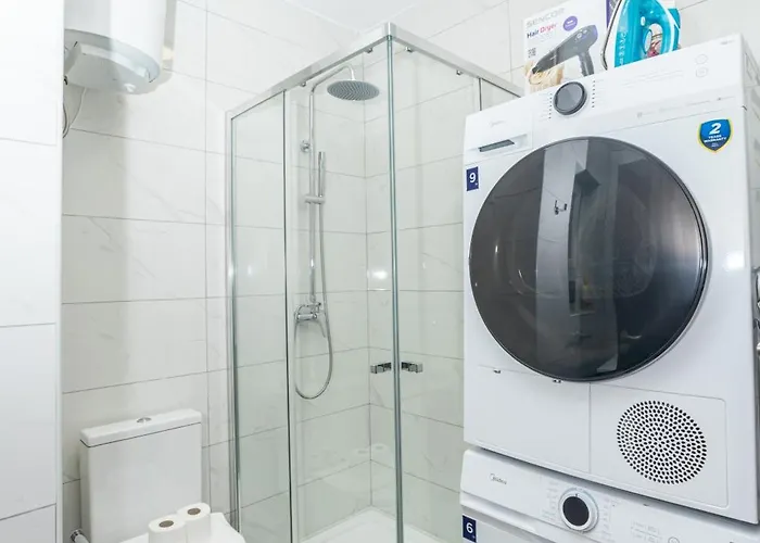 Charming With Country View 2br - By Hostmt Apartmán *